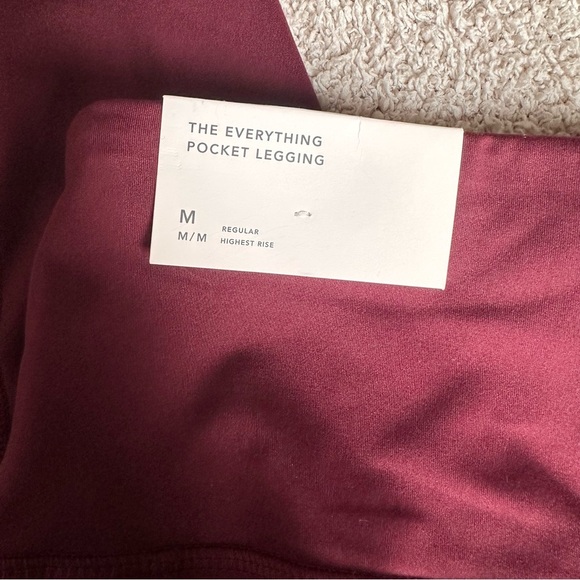 AE Highest Rise Burgundy Leggings Medium NWT - Picture 8 of 10